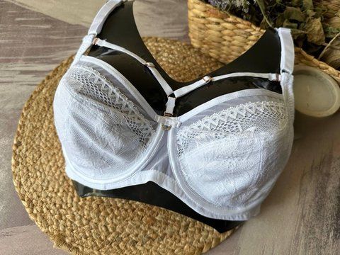 Бюстгальтер без поролону з портупеєю білий Lanny Mode 85C 2286 фото
