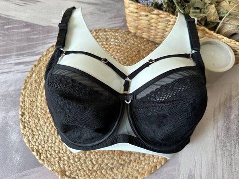 Бюстгальтер без поролону з портупеєю чорний Lanny Mode 90C 2286 фото