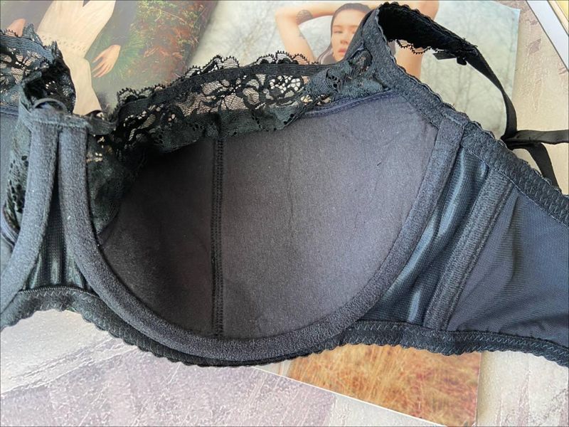 Бюстгальтер великих розмірів чорний Lanny Mode 85H 2265 фото